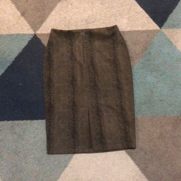 Leopard Print Skirt - Picture 6 of 6